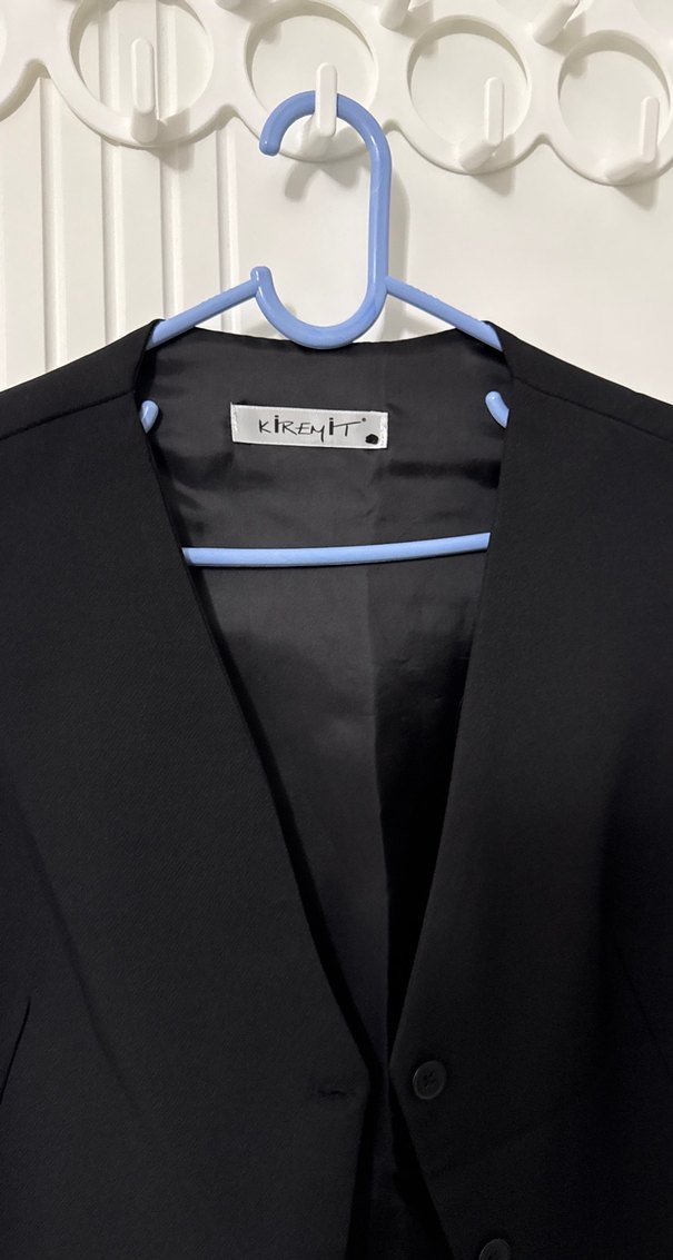 Düğmeli Siyah Kolsuz Midi Yelek - Görsel 2