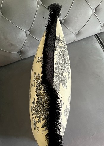 Klasik Desenli Gri Kırlent Kılıfı - Görsel 7