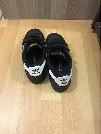 35 Beden siyah Renk Adidas ayakkabı