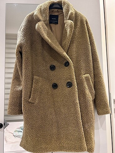 Bershka Peluş Mont