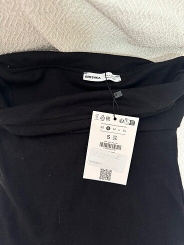Bershka Straplez elbise