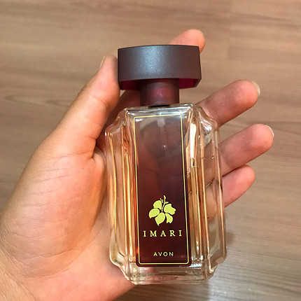 Avon parfüm