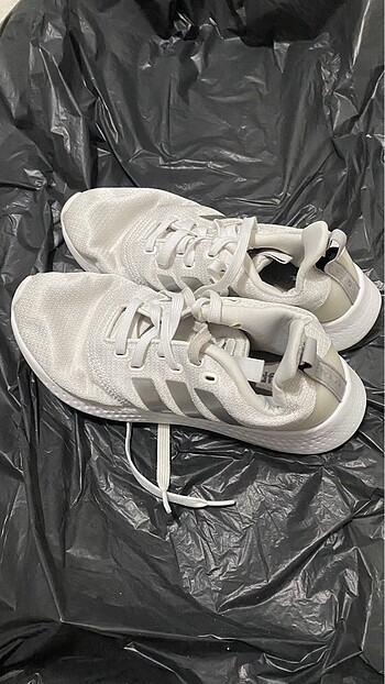 39 Beden adidas spor ayakkabı