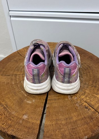 Kız Çocuk Mor Bağcıklı ve Cırt Cırtlı Spor Ayakkabı - Görsel 3