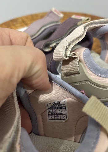 Kız Çocuk Bej Cırt Cırtlı Terlik - Görsel 5