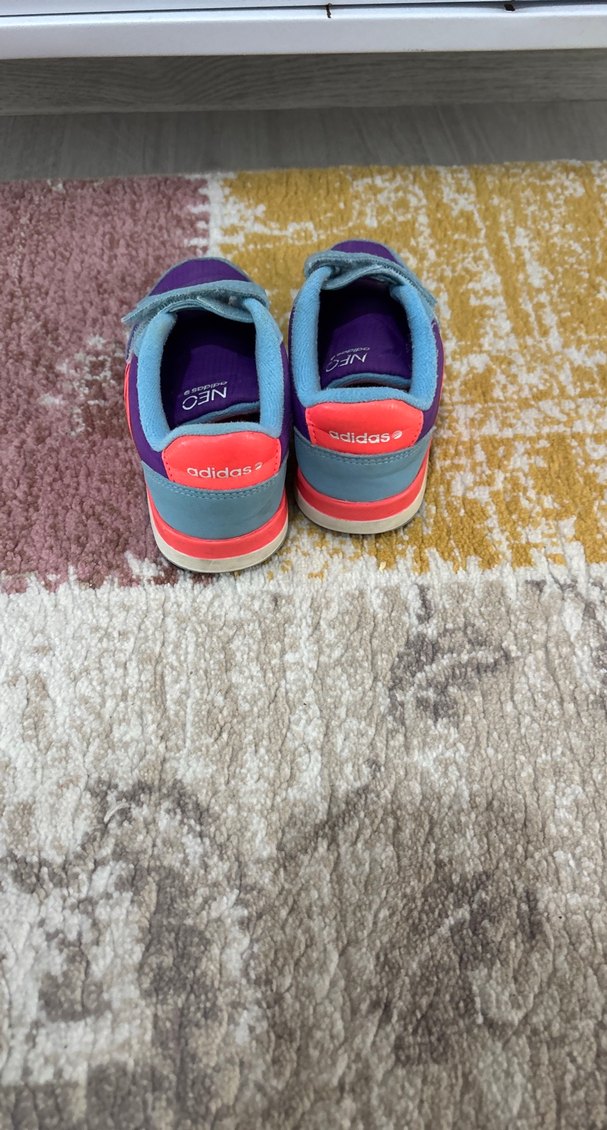 Kız Çocuk Çok Renkli Cırt Cırtlı Spor Ayakkabı - Görsel 3