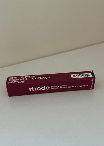 Rhode Parlak Bordo Dudak Parlatıcısı