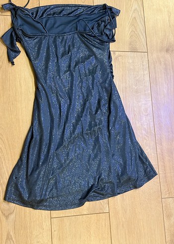 Bershka parıltılı mini gece elbisesi