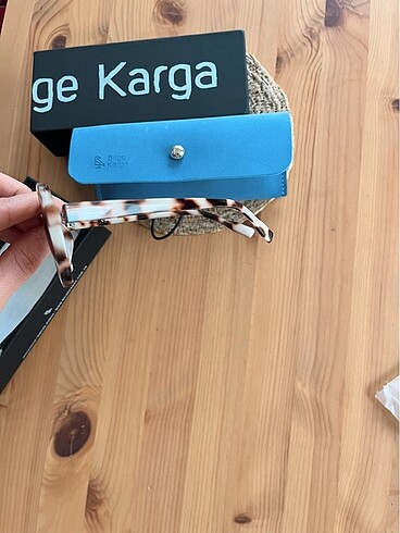 Diğer Bilge Karga Gözlük