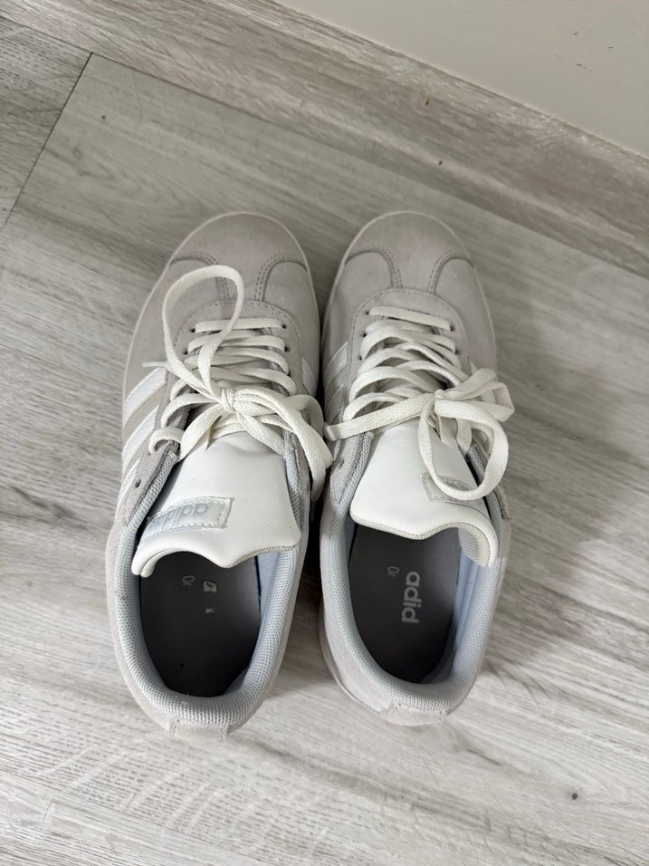 Beyaz Gri Bağcıklı Kadın Spor Ayakkabı - Görsel 3