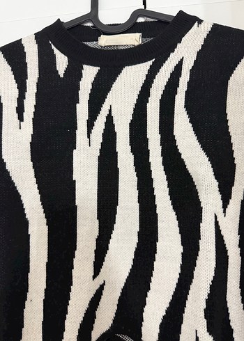 universal Beden Zebra Desenli Kadın Mini Triko Kazak