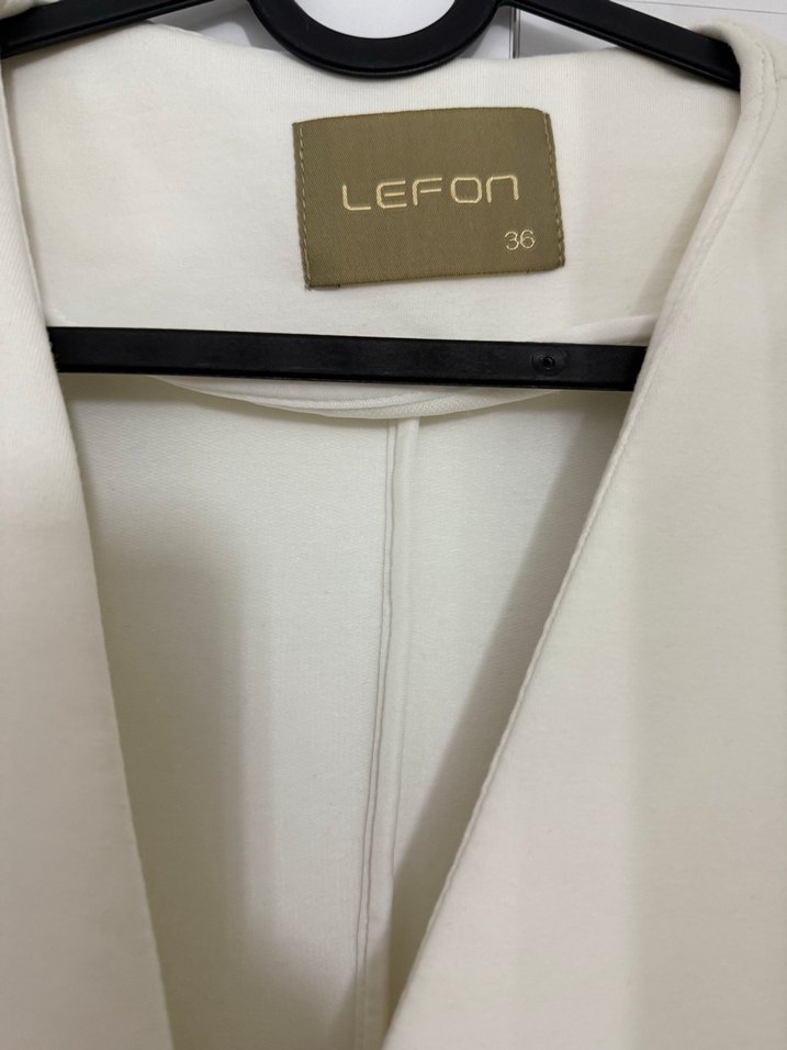 Beyaz Kadın Düğmeli Blazer Ceket - Görsel 2