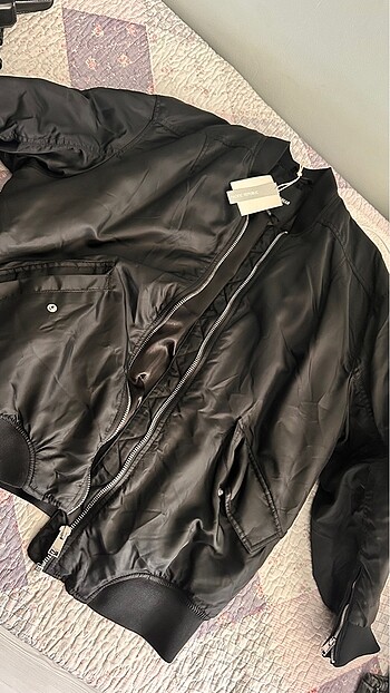 pull and bear mont