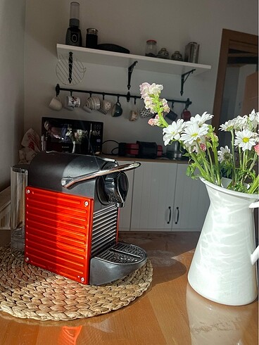 Beden Nespresso C61 Red Pixie Kapsüllü Kahve Makinesi