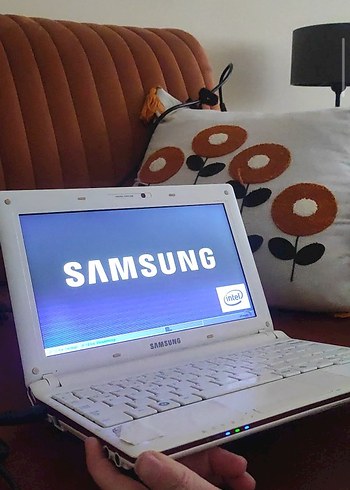 Laptop notebook Samsung Dizüstü Bilgisayar bozuk - Görsel 2
