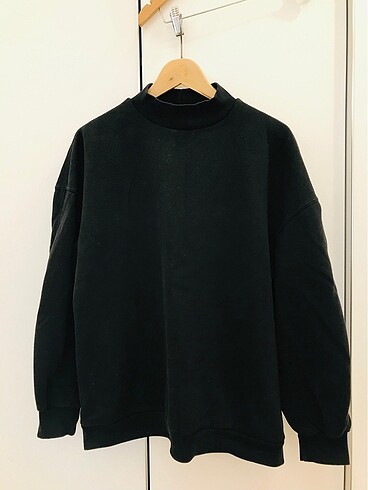 Bershka Sweatshirt
