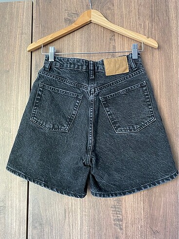 34 Beden Zara Mom Şort