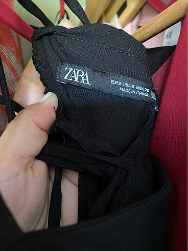 s Beden siyah Renk Zara Sırt Detaylı Elbise