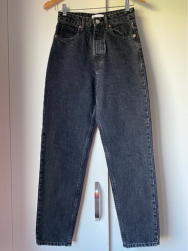 Zara Mom Jean