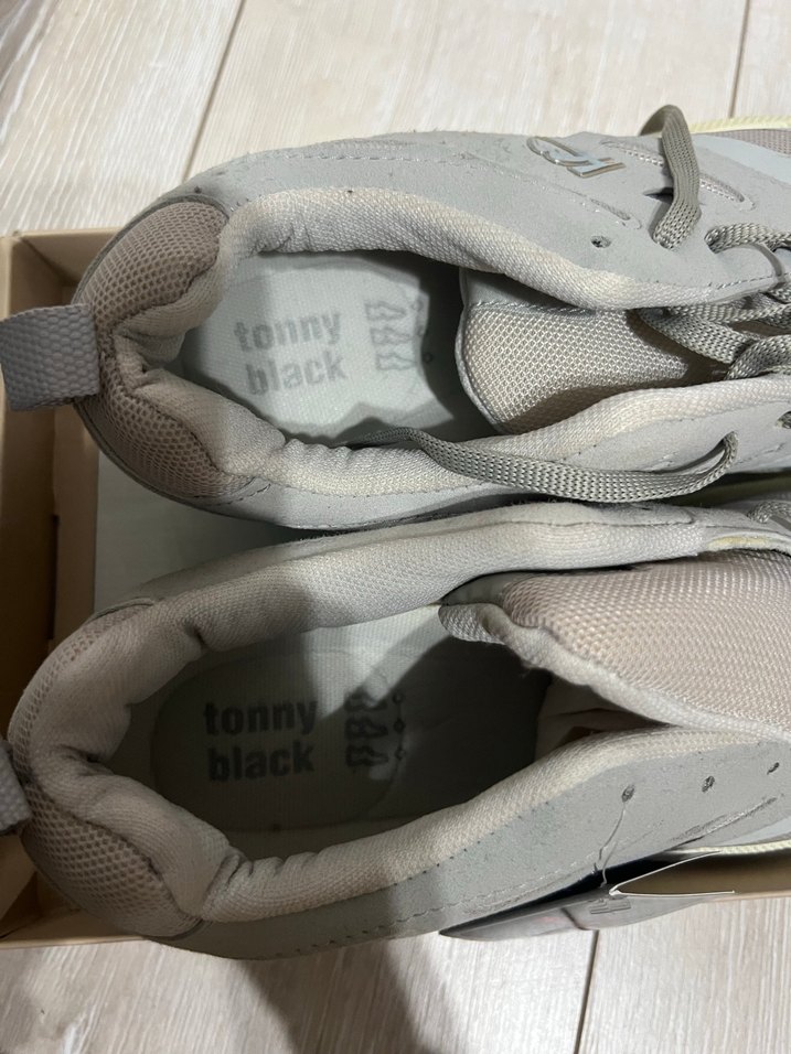 Gri Bağcıklı Kadın Spor Ayakkabı - Görsel 3