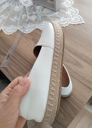 37 Beden beyaz Renk Derimod beyaz ayakkabi