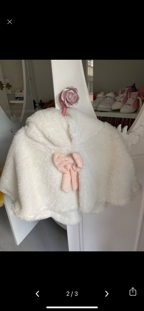 Kız Çocuk Beyaz Kürklü Bolero - Görsel 2