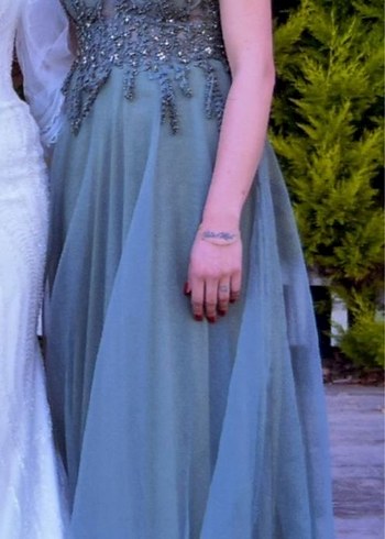 Yeşil İşlemeli Uzun Straplez Abiye Elbise - Görsel 3