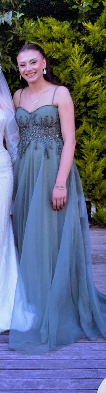 Yeşil İşlemeli Uzun Straplez Abiye Elbise - Görsel 3