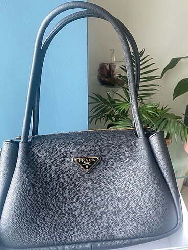 Prada prada çanta