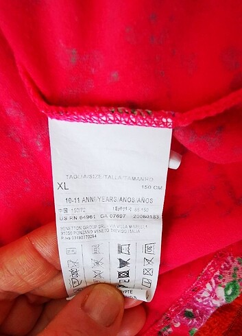 11-12 Yaş Beden beyaz Renk Benetton 10-12yaş 3 adet tişört