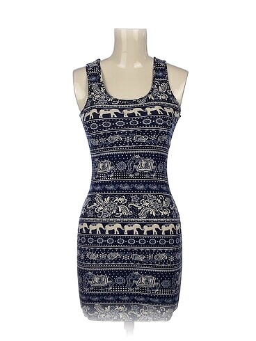 PreLoved Kısa Elbise %70 İndirimli.