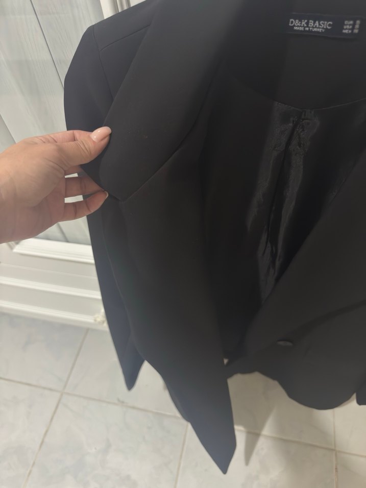 Kadın Siyah Uzun Kollu Düğmeli Blazer - Görsel 2