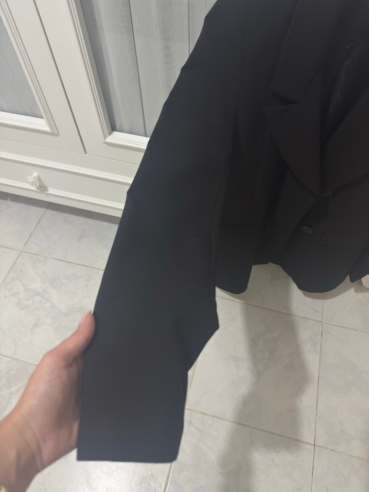 Kadın Siyah Uzun Kollu Düğmeli Blazer - Görsel 3