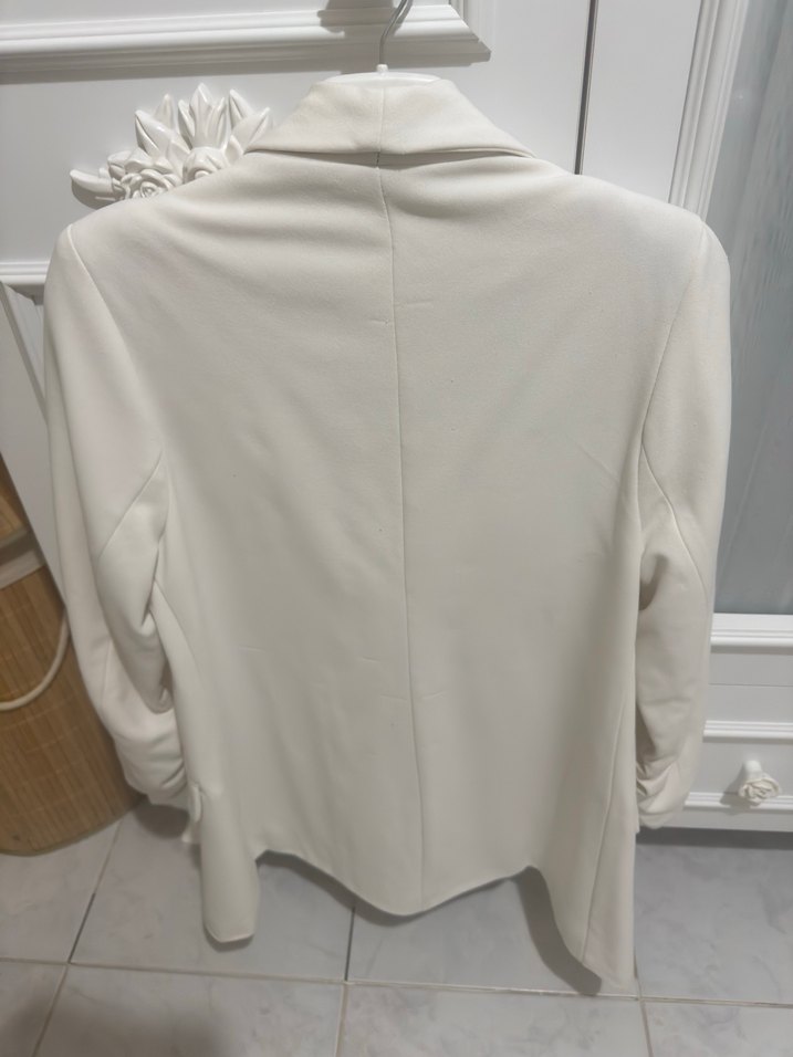 Düğmeli Beyaz Kadın Blazer Ceket - Görsel 4