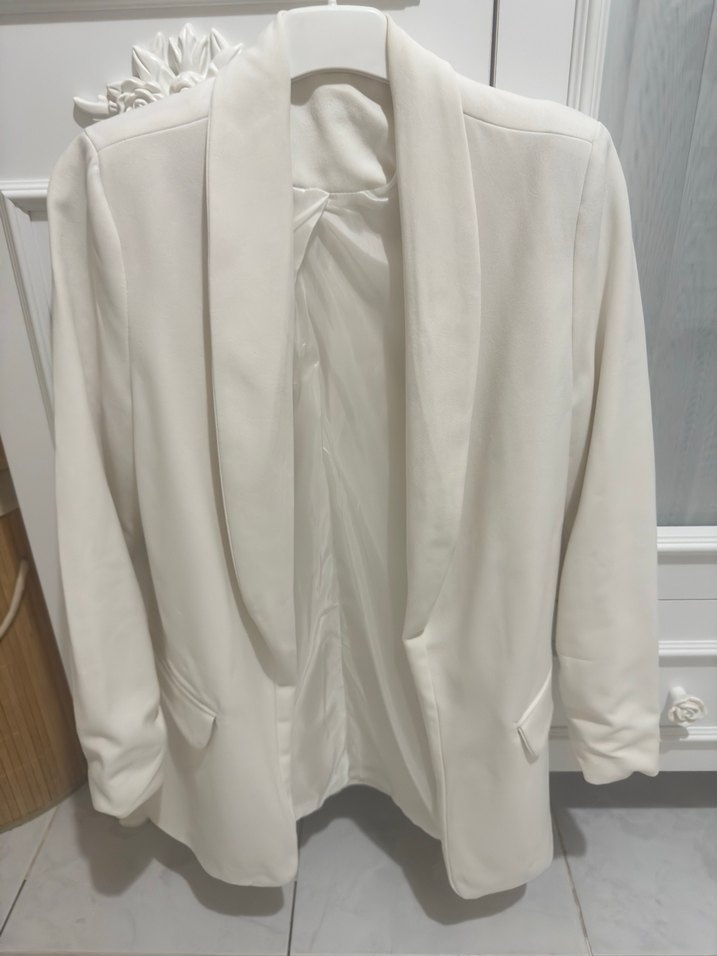 Düğmeli Beyaz Kadın Blazer Ceket - Görsel 2