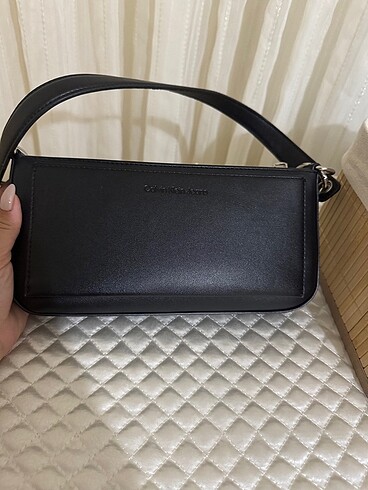 Calvin Klein çanta