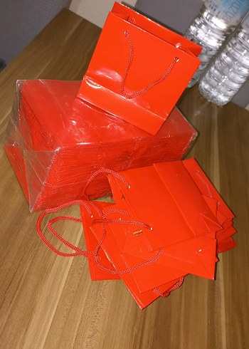 Kırmızı Küçük Karton Hediyelik Çantalar - Görsel 3