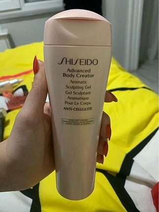 Shıseıdo Advanced Body Creator