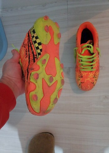 Turuncu Yılan Desenli Erkek Futbol Ayakkabısı - Görsel 3