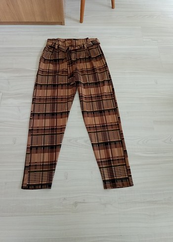 Düğmeli Kahverengi Kadın Kumaş Pantolon - Görsel 2