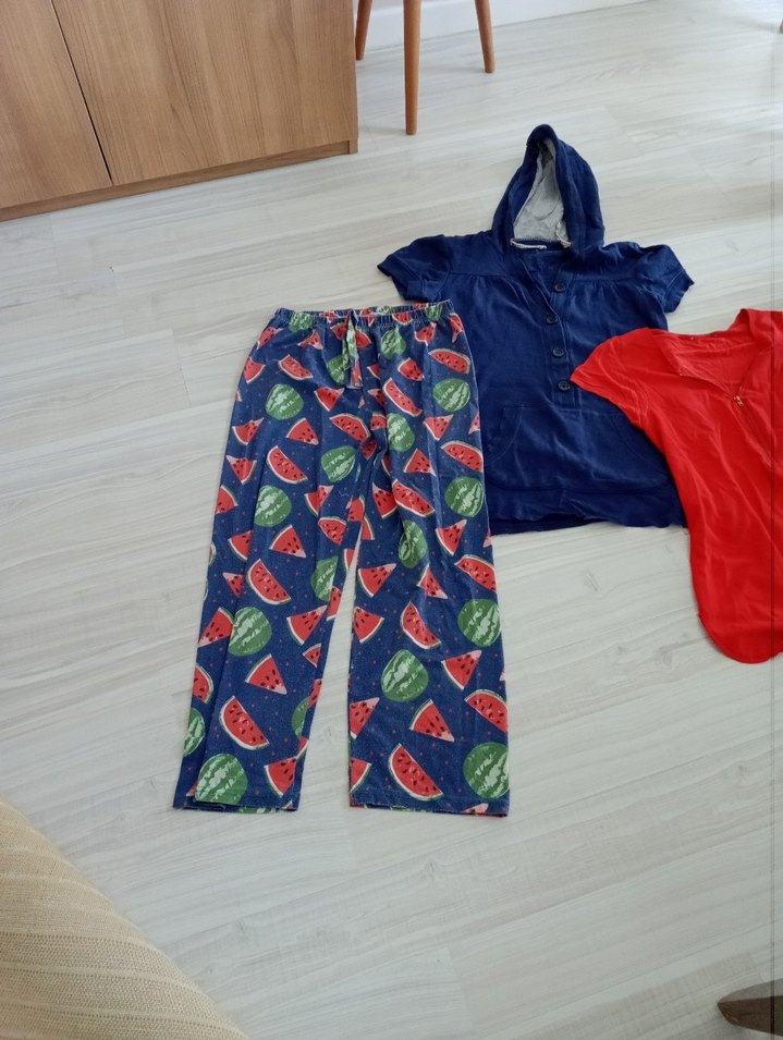 Renkli Kadın Pijama Takımı ve Üstleri - Görsel 2