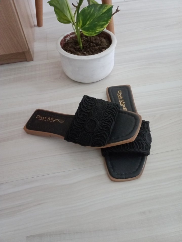 Siyah Nakışlı Bohem Kadın Terlik - Görsel 4