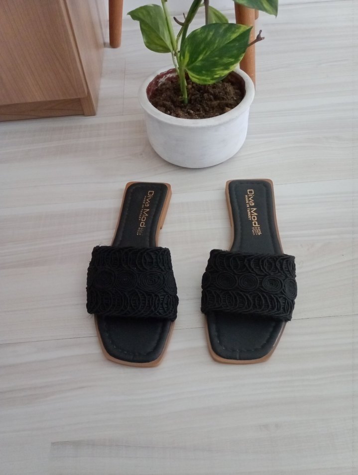 Siyah Nakışlı Bohem Kadın Terlik - Görsel 2