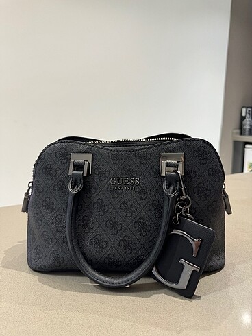 Guess çanta