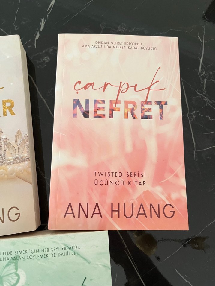 Çarpık Oyunlar - Çarpık Nefret - Çarpık Yalanlar - Görsel 3