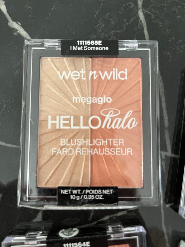 Wet n Wild Megaglo Hello Halo Aydınlatıcı ve Allık - Görsel 2