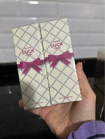 Avon luck parfüm