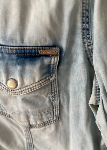 Düğmeli Beyaz Kot Gömlek - Görsel 3