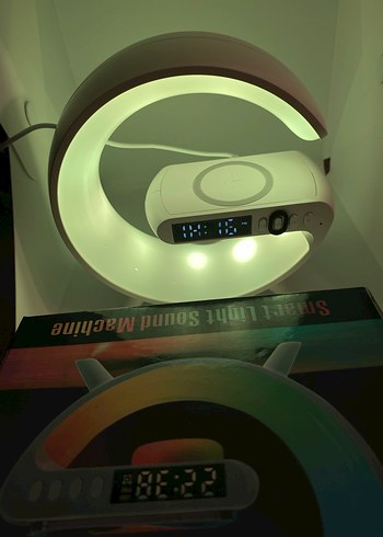 Beyaz Bluetooth Hoparlör ve Saat - Görsel 4