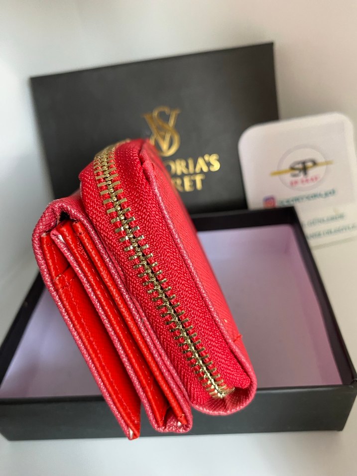 Victoria's Secret Kırmızı Deri Fermuarlı Cüzdan - Görsel 5
